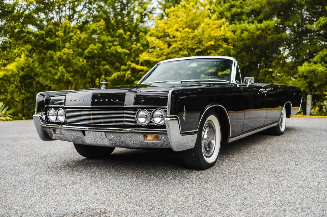 1967 Lincoln Continental 4th Gen - Image 2 of 6