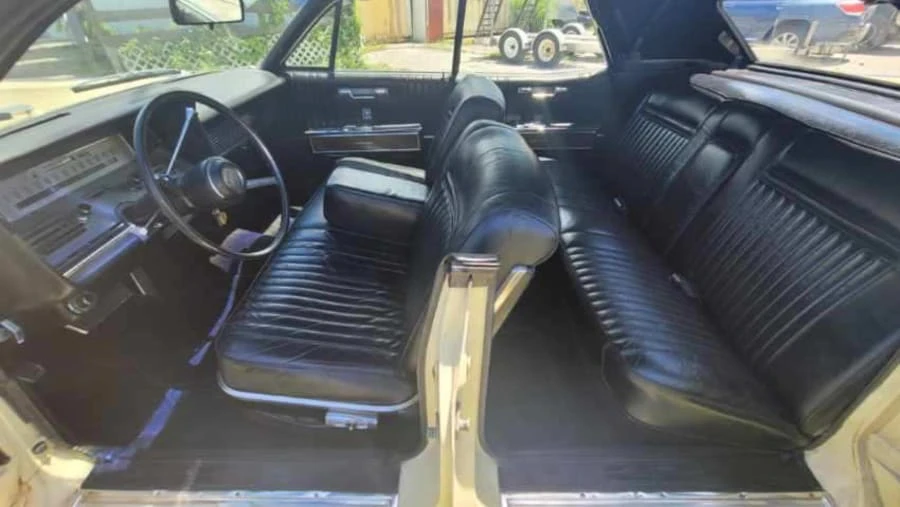 1967 Lincoln Continental 4th Gen - Image 3 of 31