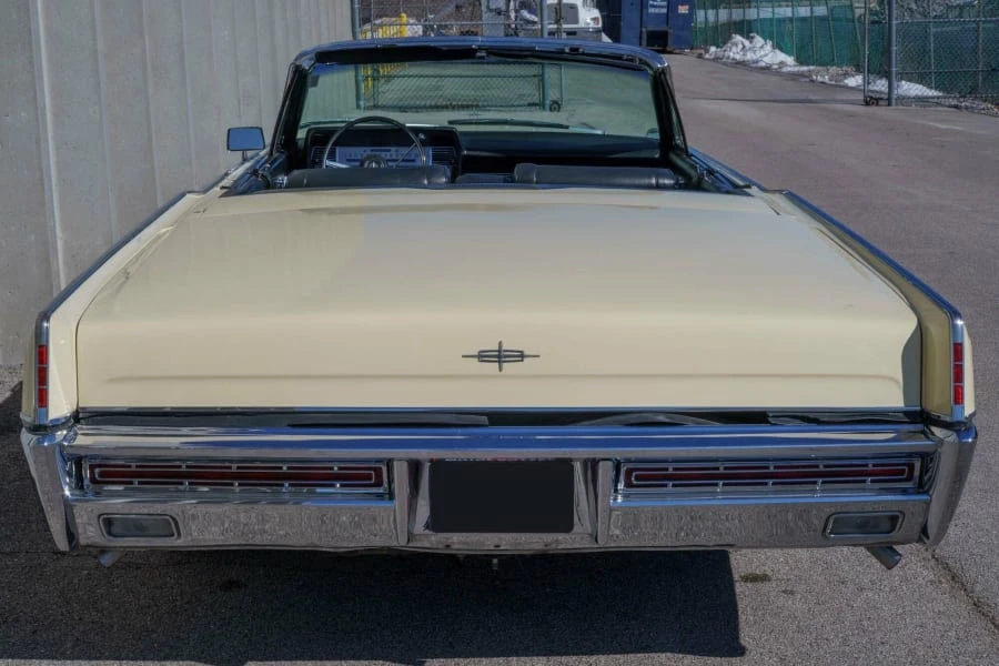 1967 Lincoln Continental 4th Gen - Image 9 of 22