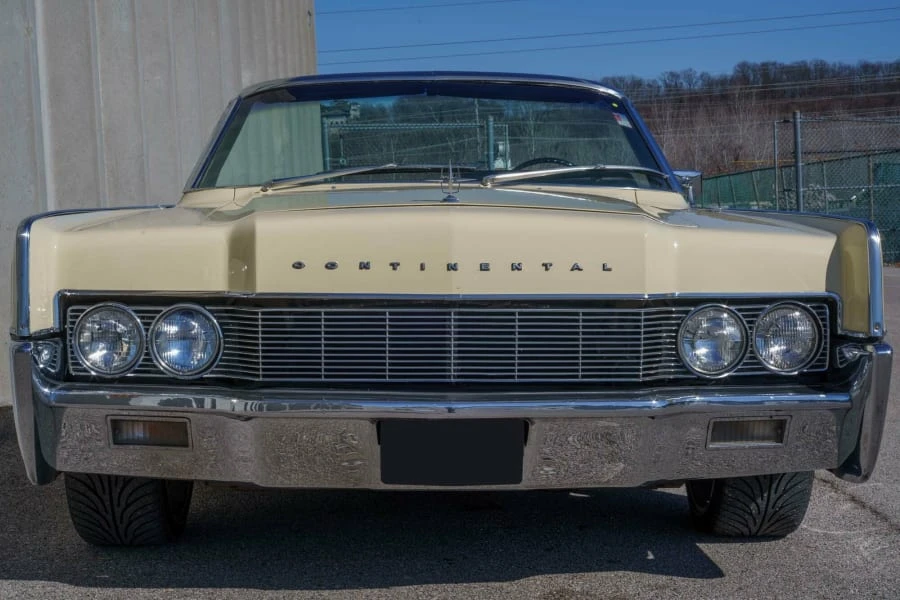 1967 Lincoln Continental 4th Gen - Image 10 of 22