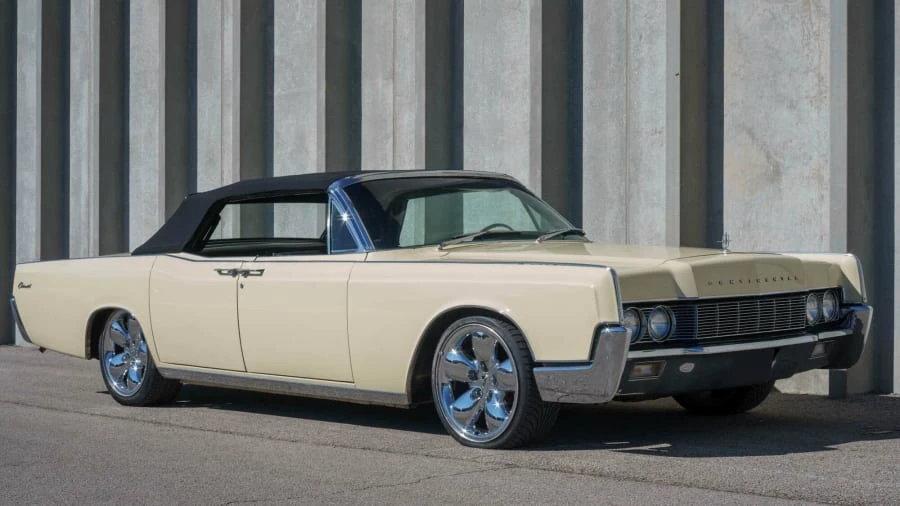 1967 Lincoln Continental 4th Gen - Image 13 of 22