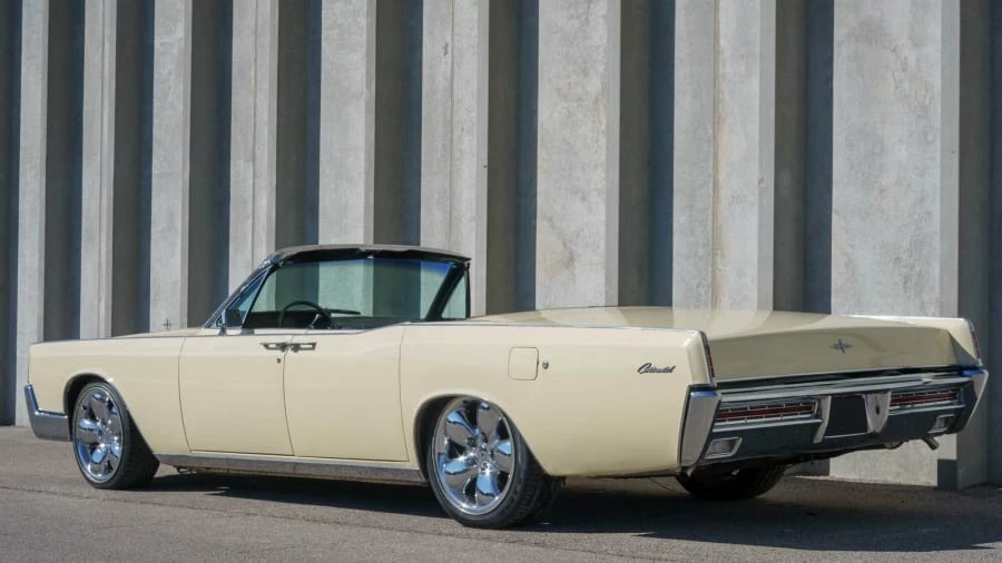1967 Lincoln Continental 4th Gen - Image 19 of 22