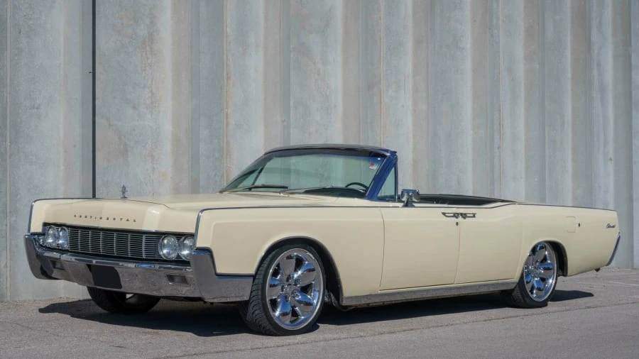1967 Lincoln Continental 4th Gen - Image 22 of 22