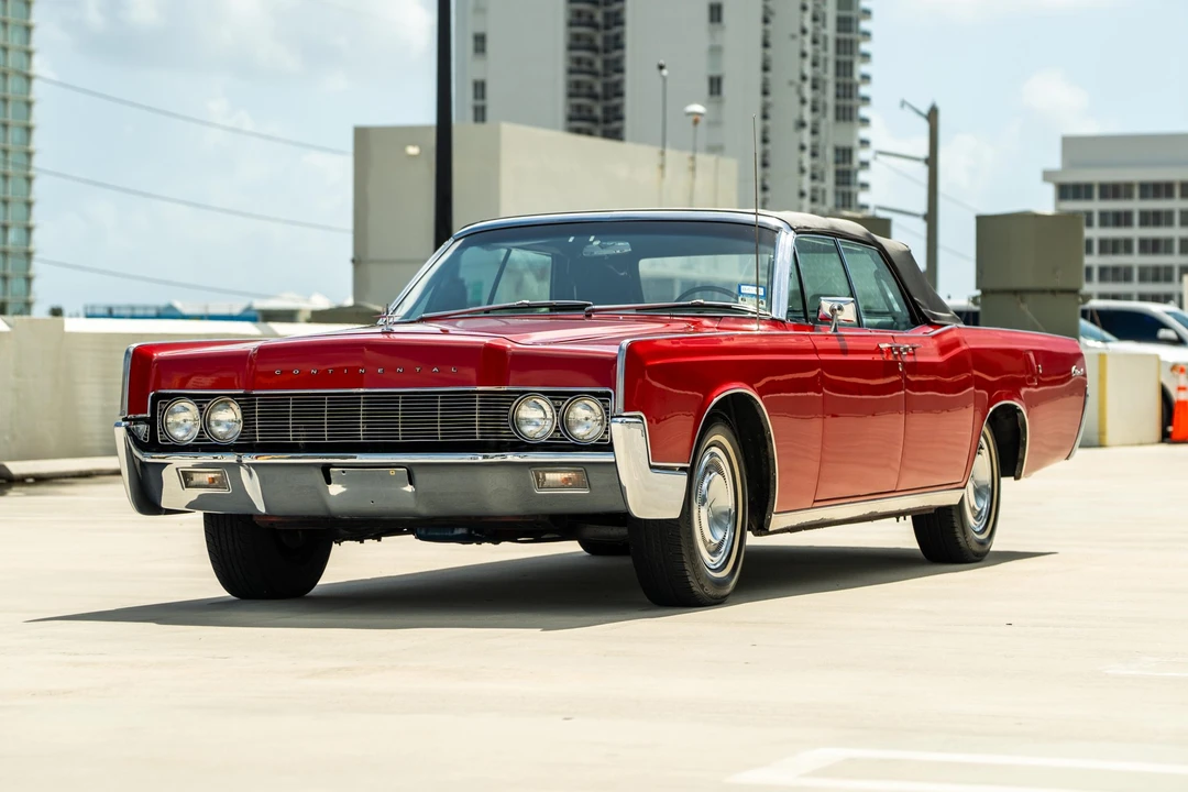 1967 Lincoln Continental 4th Gen - Image 15 of 31