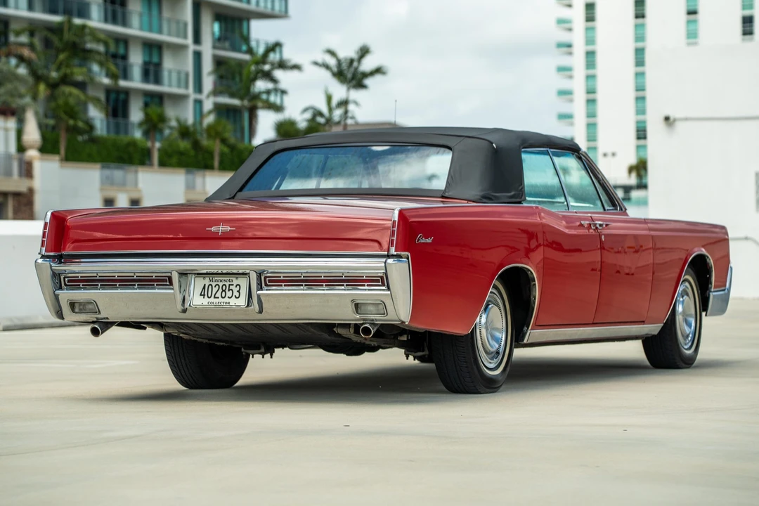 1967 Lincoln Continental 4th Gen - Image 23 of 31