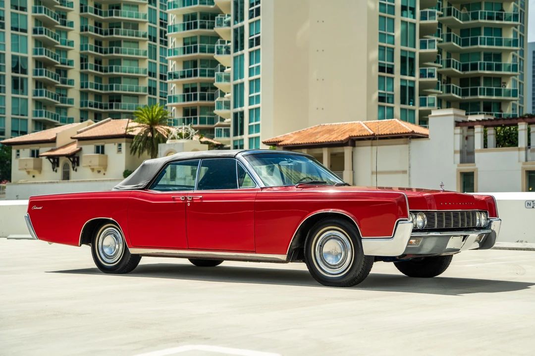 1967 Lincoln Continental 4th Gen - Image 8 of 31