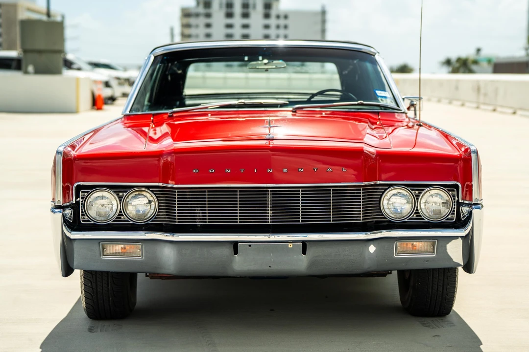 1967 Lincoln Continental 4th Gen - Image 11 of 31