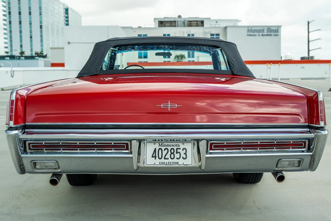 1967 Lincoln Continental 4th Gen - Image 20 of 31