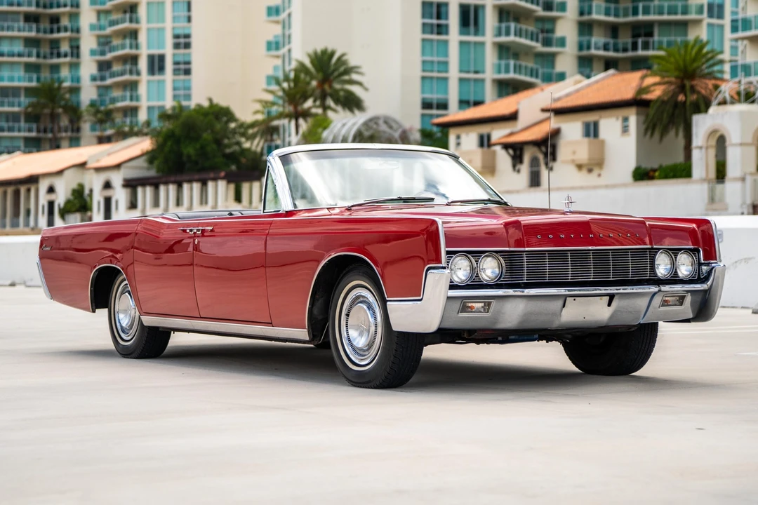 1967 Lincoln Continental 4th Gen - Image 2 of 31