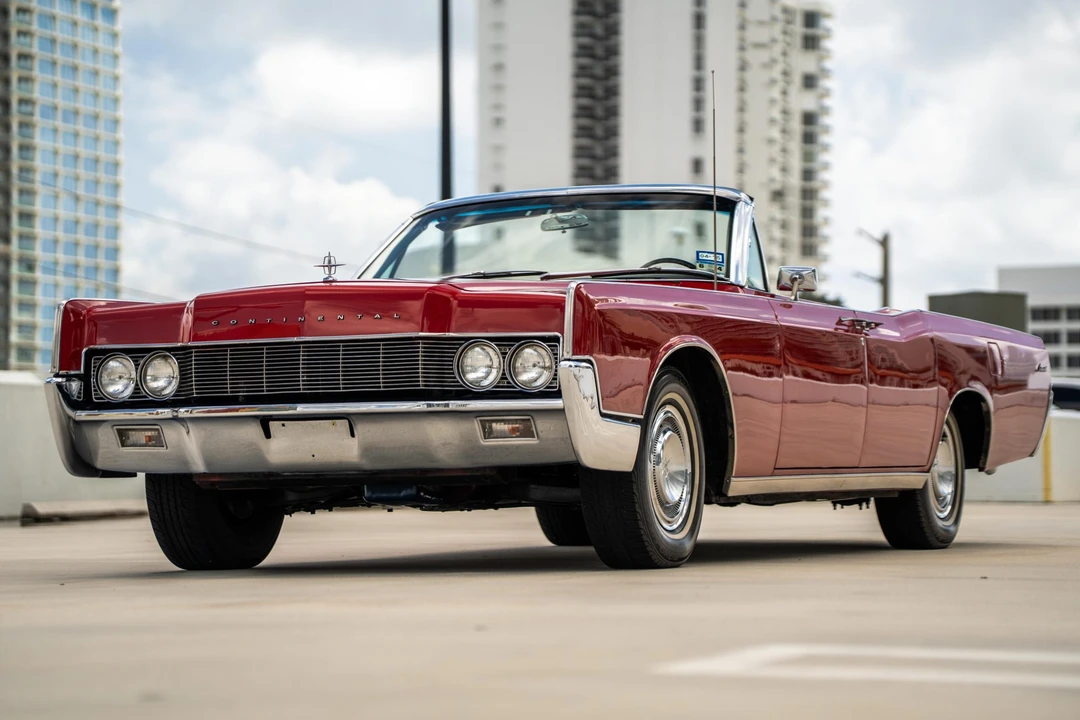 1967 Lincoln Continental 4th Gen - Image 5 of 31
