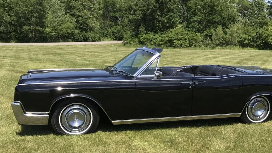 1967 Lincoln Continental 4th Gen - Image 8 of 9