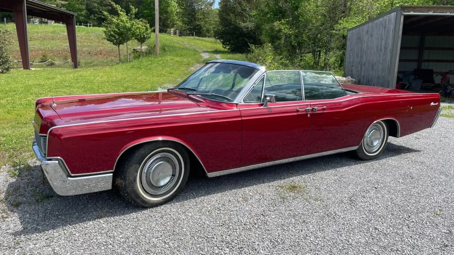 1967 Lincoln Continental 4th Gen - Image 2 of 18