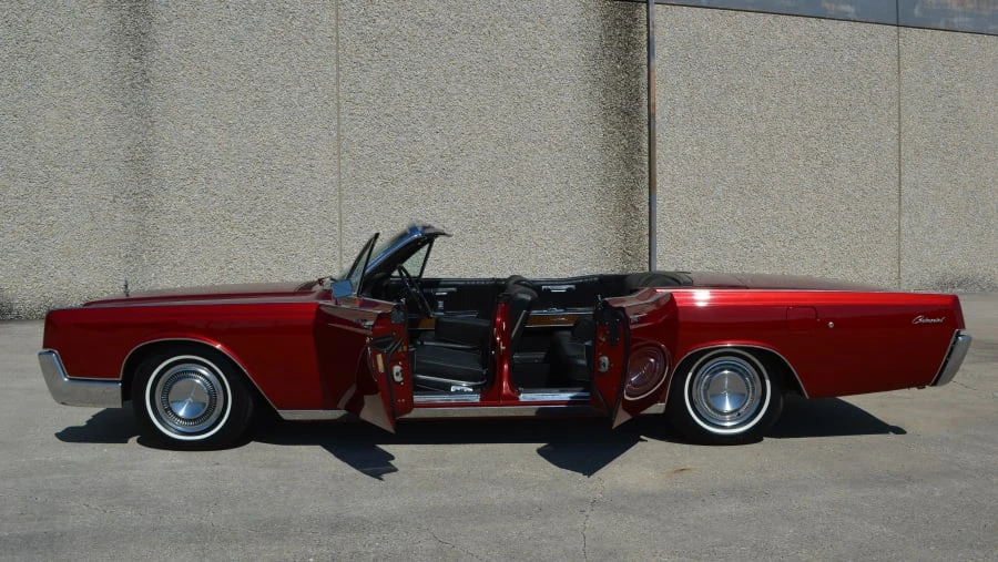 1967 Lincoln Continental 4th Gen - Image 2 of 8