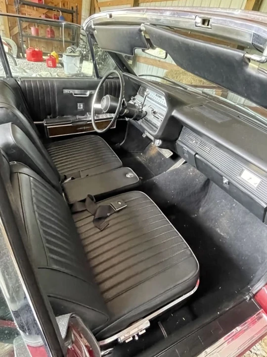 1967 Lincoln Continental 4th Gen - Image 17 of 18