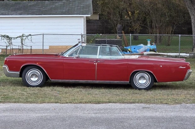 1967 Lincoln Continental 4th Gen - Image 3 of 8