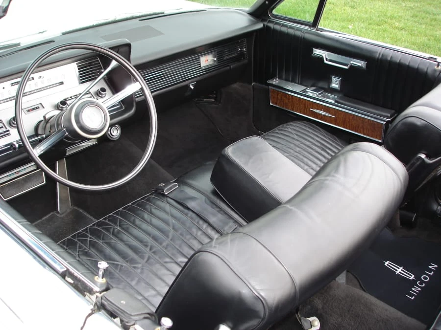 1967 Lincoln Continental 4th Gen - Image 4 of 8