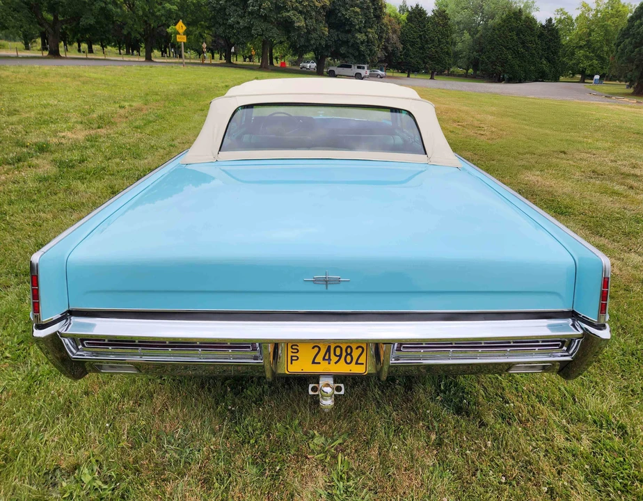 1967 Lincoln Continental 4th Gen - Image 14 of 31