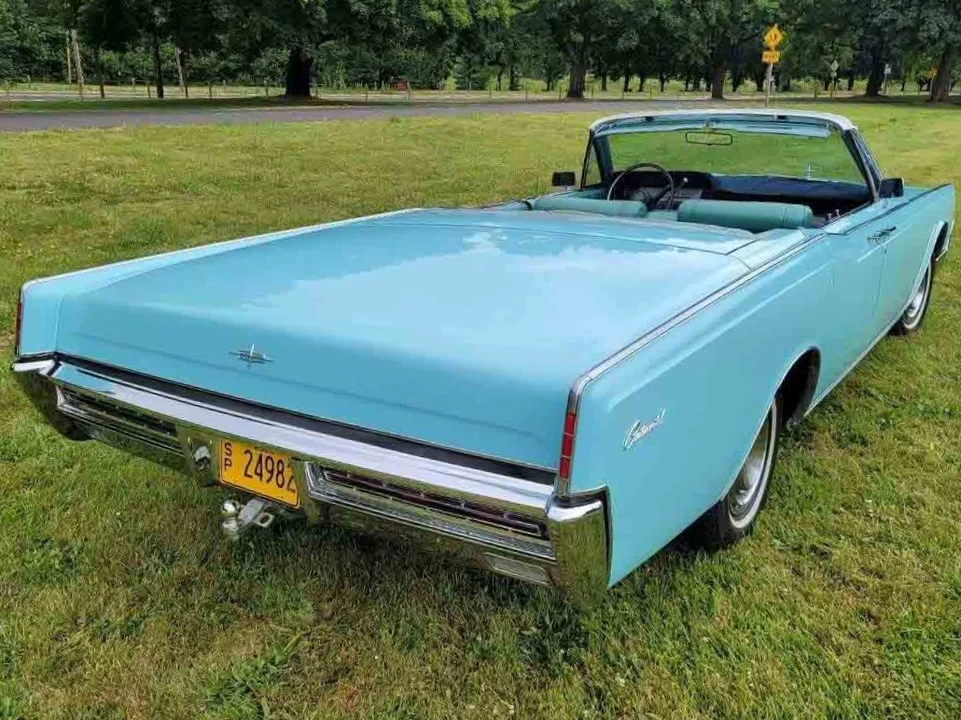 1967 Lincoln Continental 4th Gen - Image 8 of 31