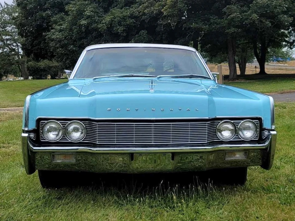 1967 Lincoln Continental 4th Gen - Image 3 of 31
