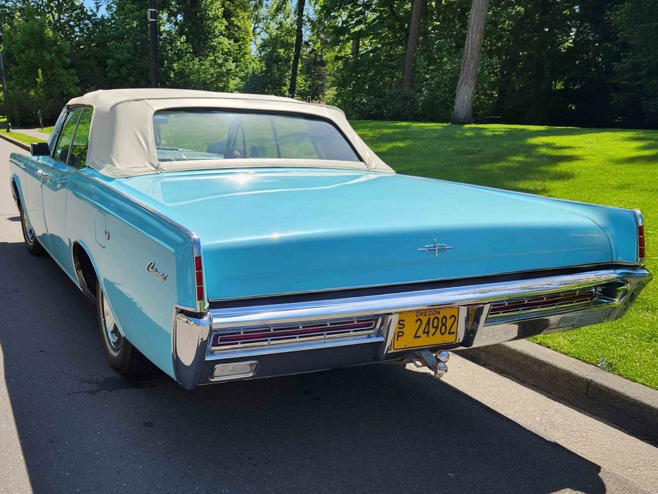 1967 Lincoln Continental 4th Gen - Image 15 of 31