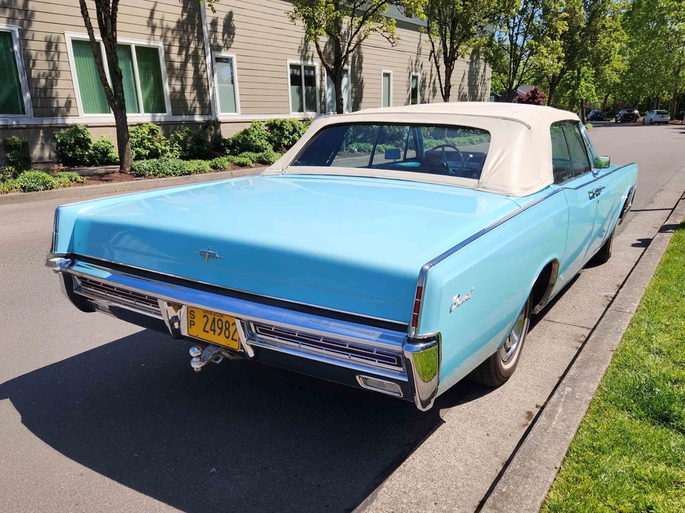 1967 Lincoln Continental 4th Gen - Image 13 of 31