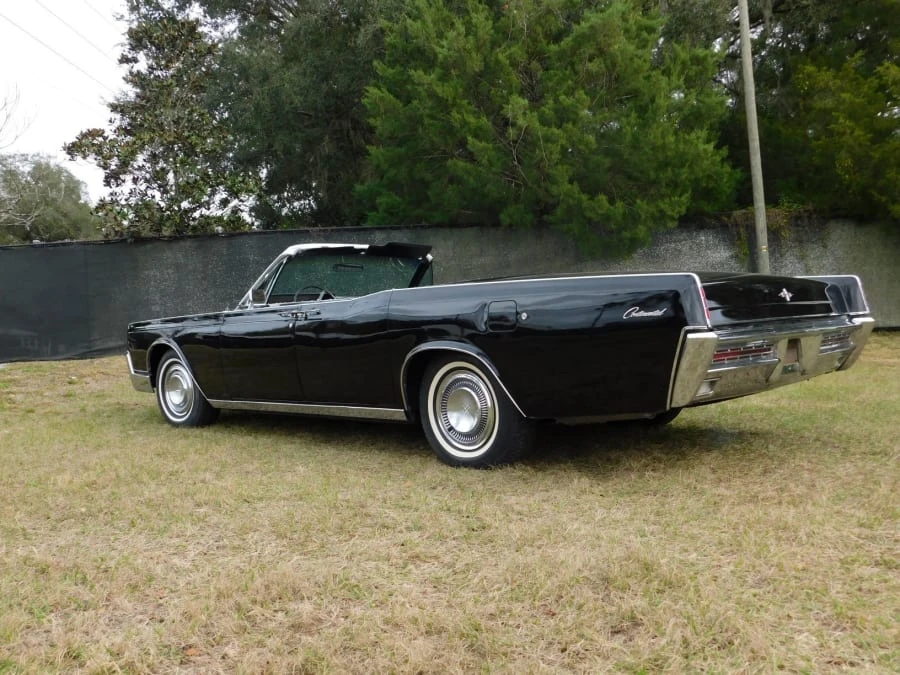 1967 Lincoln Continental 4th Gen - Image 4 of 8