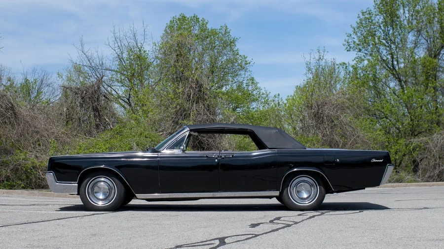 1967 Lincoln Continental 4th Gen - Image 2 of 19