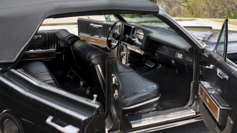 1967 Lincoln Continental 4th Gen - Image 14 of 19