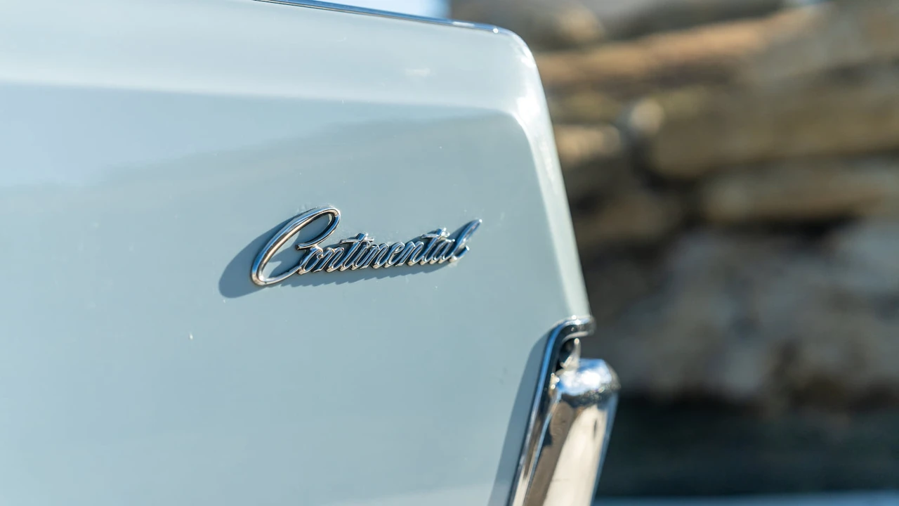 1967 Lincoln Continental 4th Gen - Image 15 of 19