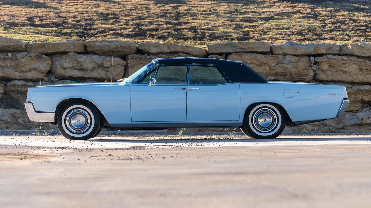 1967 Lincoln Continental 4th Gen - Image 2 of 19