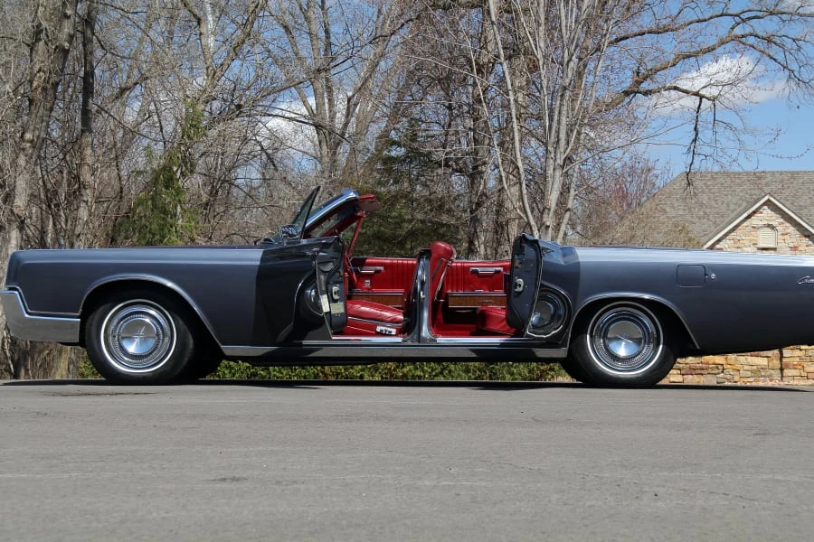 1967 Lincoln Continental 4th Gen - Image 16 of 30
