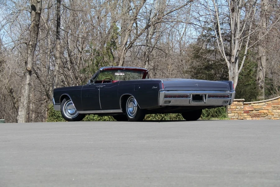 1967 Lincoln Continental 4th Gen - Image 15 of 30