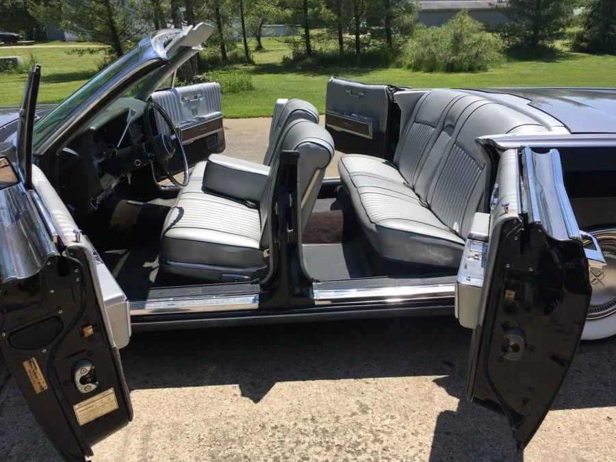 1967 Lincoln Continental 4th Gen - Image 4 of 10