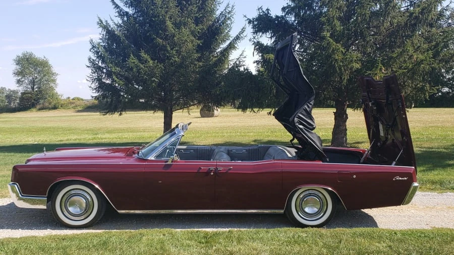 1967 Lincoln Continental 4th Gen - Image 9 of 18