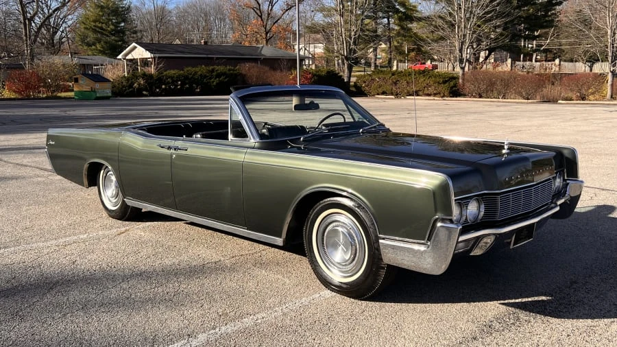1967 Lincoln Continental 4th Gen - Image 11 of 22
