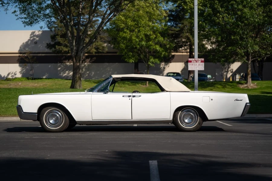 1967 Lincoln Continental 4th Gen - Image 2 of 30