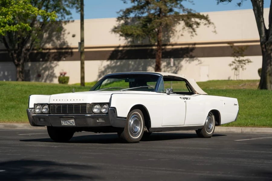 1967 Lincoln Continental 4th Gen - Image 12 of 30