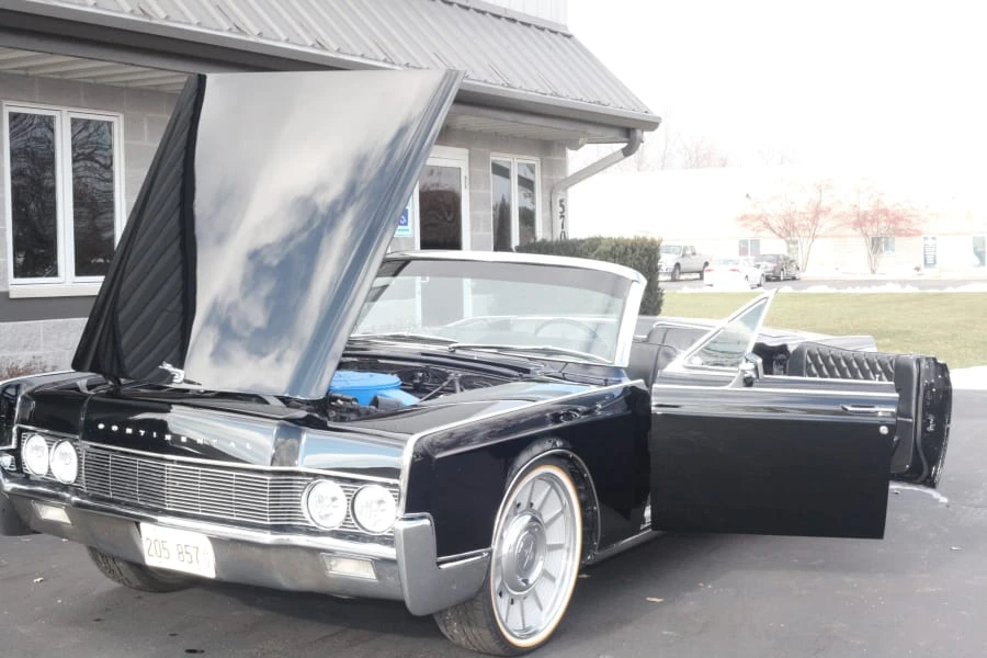 1967 Lincoln Continental 4th Gen - Image 11 of 12