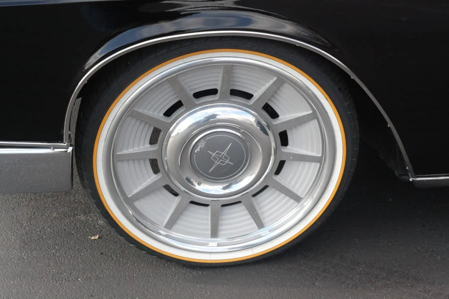 1967 Lincoln Continental 4th Gen - Image 8 of 12