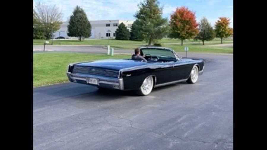 1967 Lincoln Continental 4th Gen - Image 2 of 12