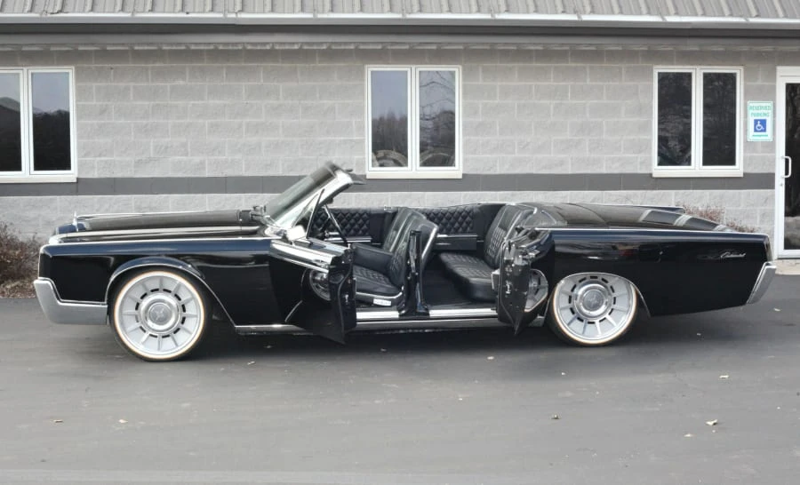 1967 Lincoln Continental 4th Gen - Image 11 of 12