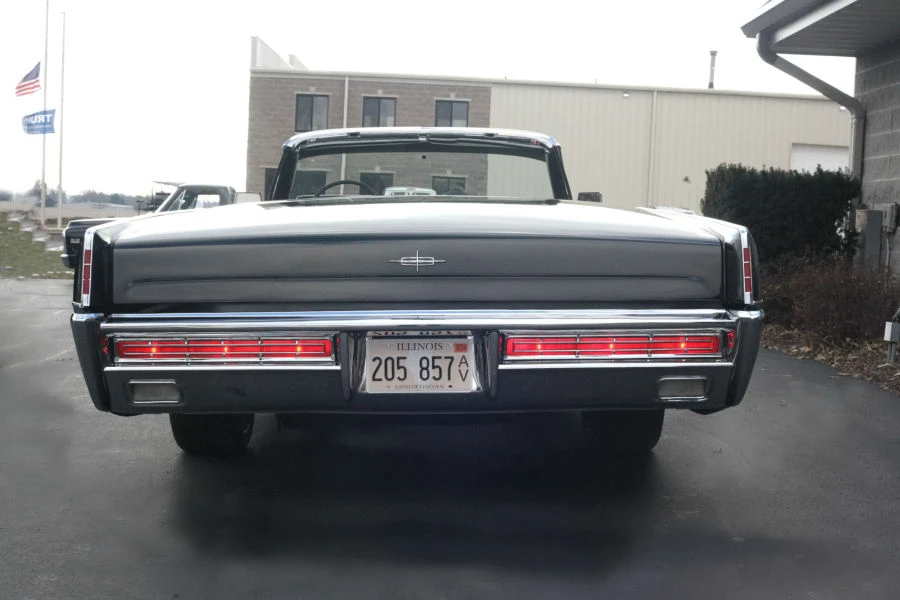 1967 Lincoln Continental 4th Gen - Image 7 of 12