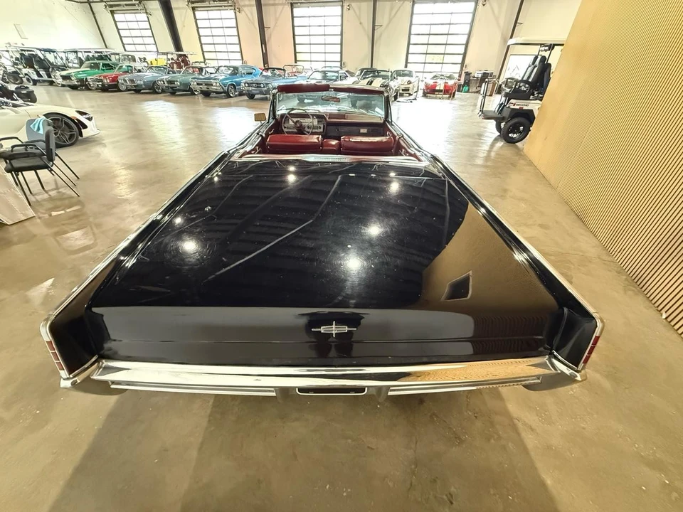 1967 Lincoln Continental 4th Gen - Image 15 of 31