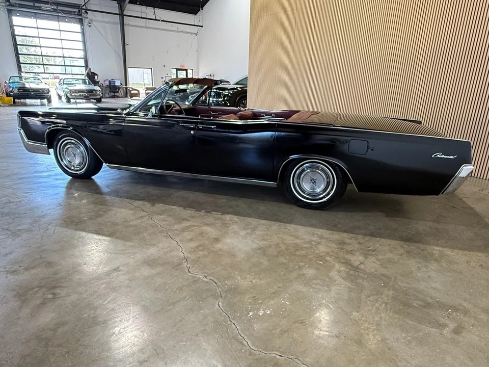1967 Lincoln Continental 4th Gen - Image 5 of 21