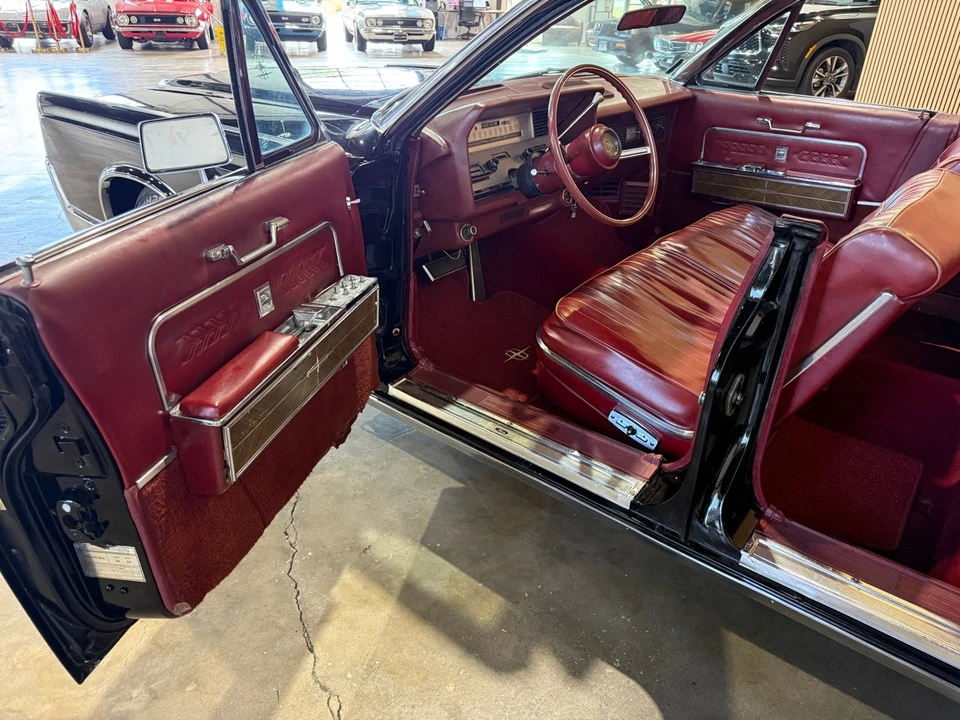 1967 Lincoln Continental 4th Gen - Image 16 of 21