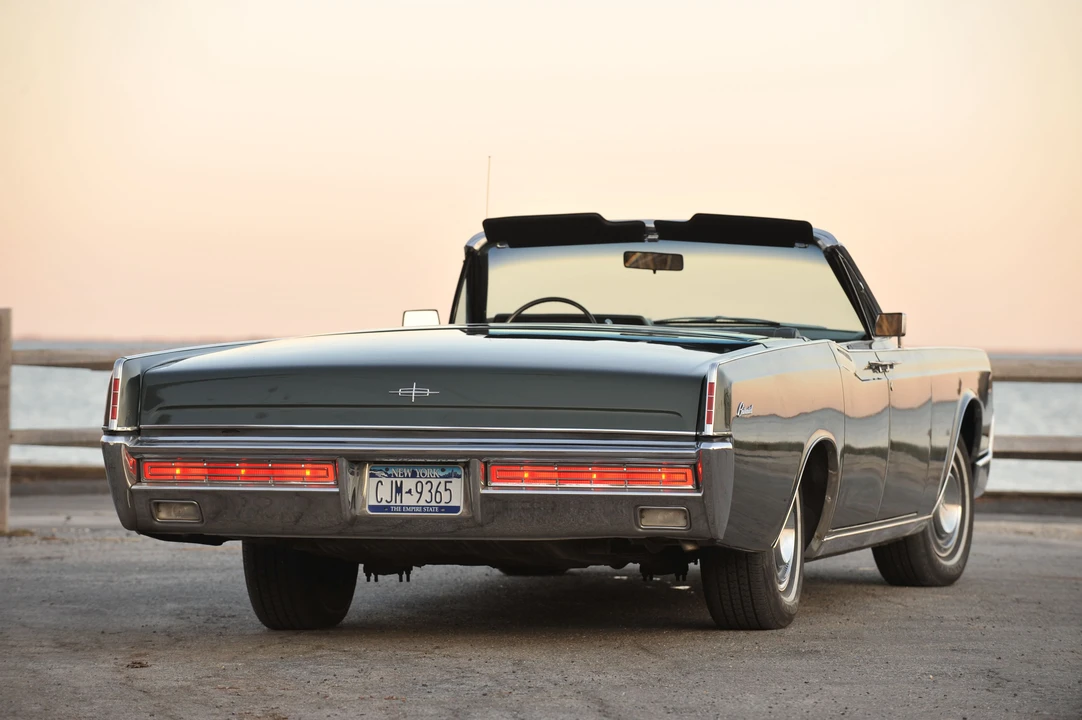 1967 Lincoln Continental 4th Gen - Image 7 of 12
