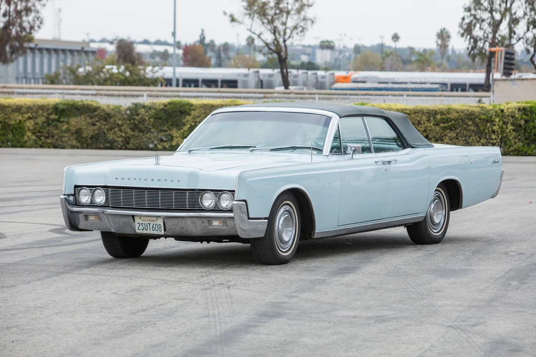 1967 Lincoln Continental 4th Gen - Image 16 of 26