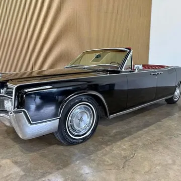 1967 Lincoln Continental Convertible