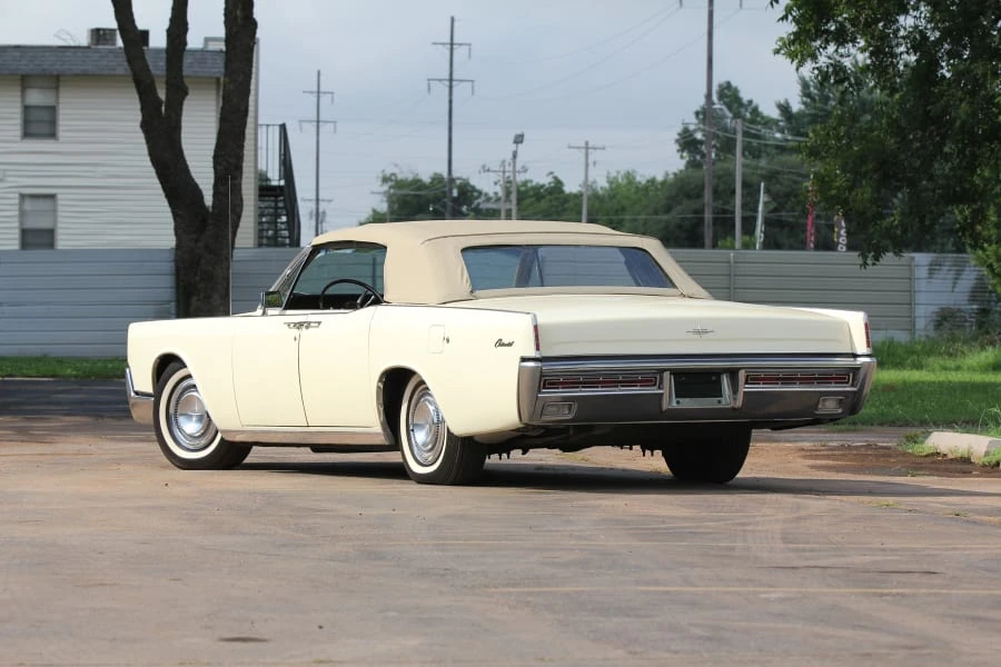 1967 Lincoln Continental 4th Gen - Image 3 of 9