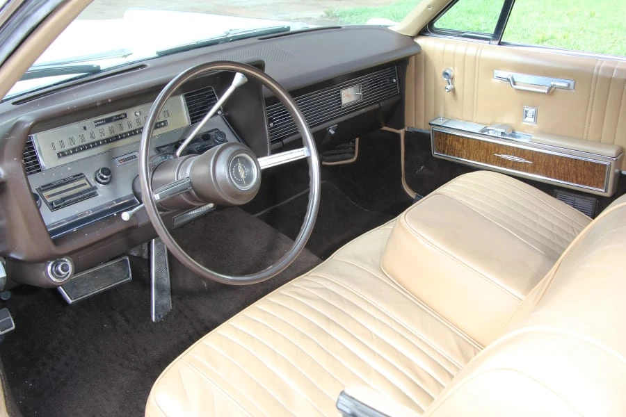 1967 Lincoln Continental 4th Gen - Image 4 of 9